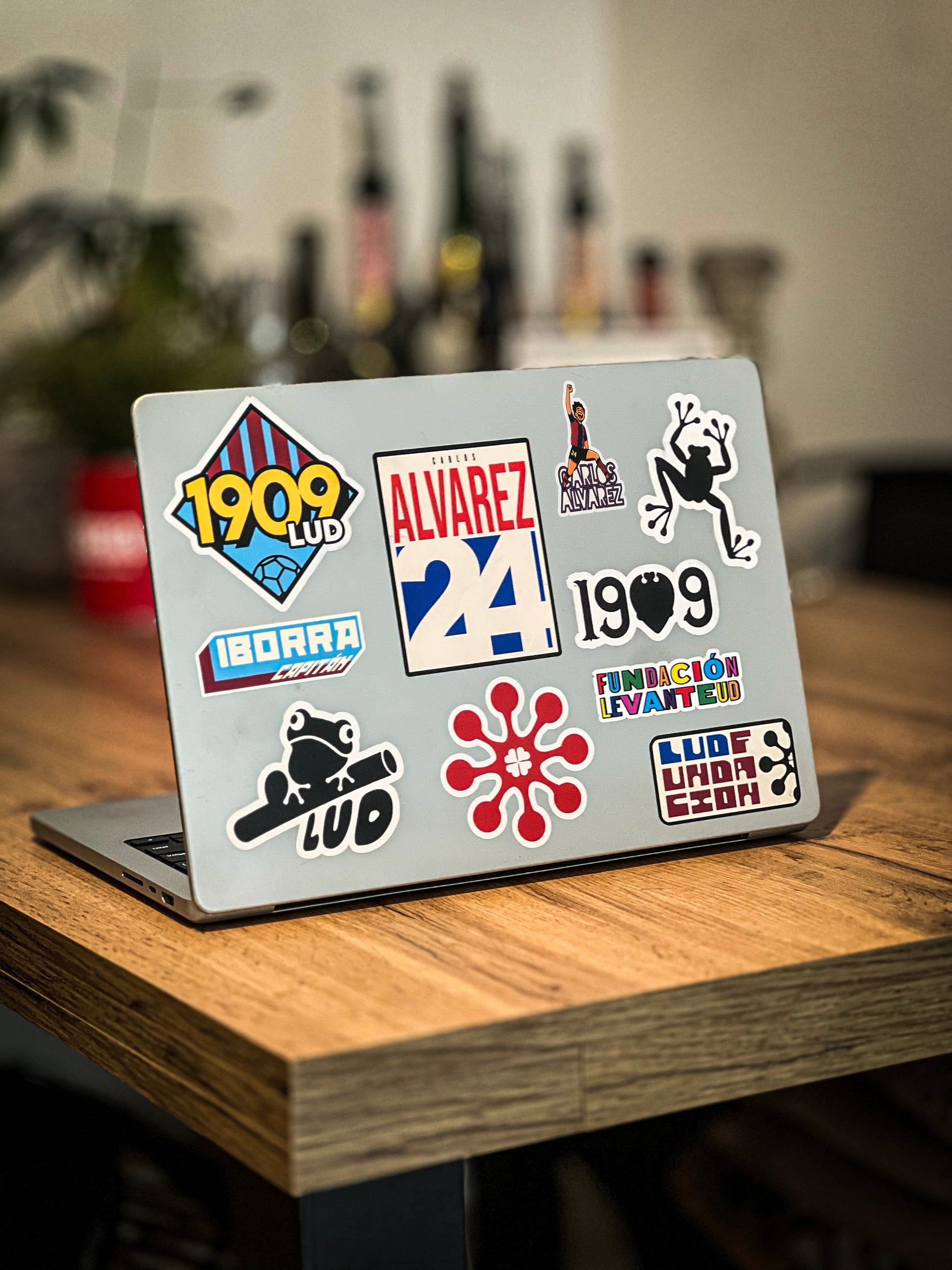 Pack 13 stickers ASCENSO DE CAMPEÓN Levante UD