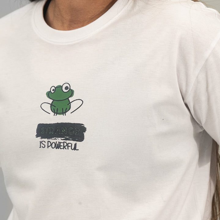 Camiseta Strange is Powerful